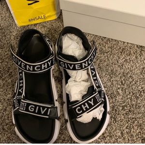 Givenchy jaw sandal